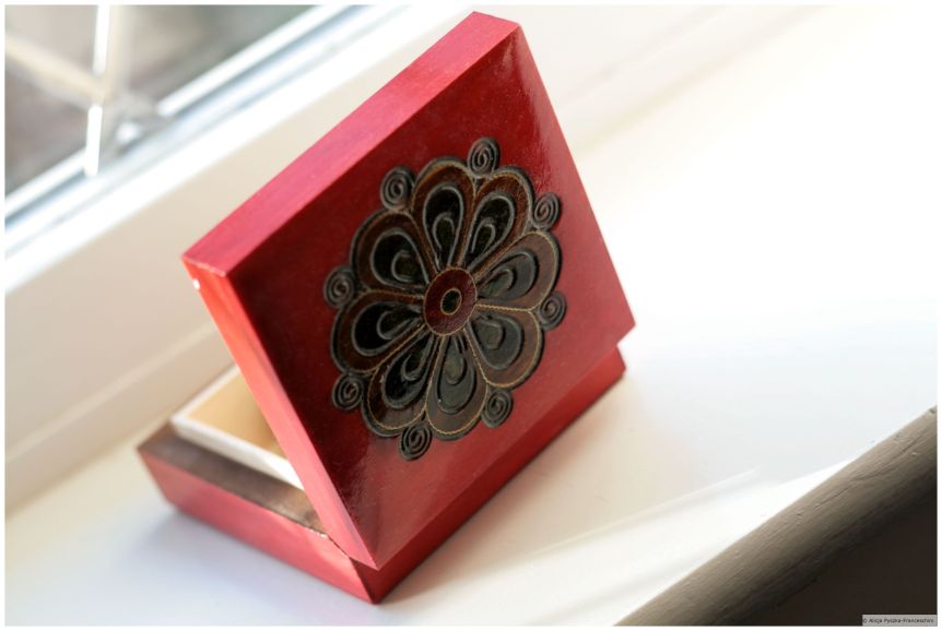 Red Box_Thinking of Poland