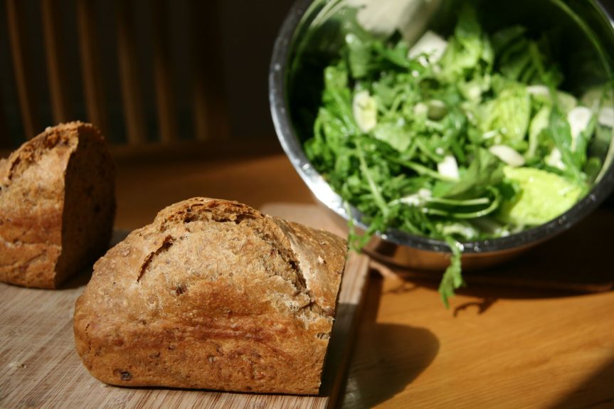 IMG_1379_breadand salad